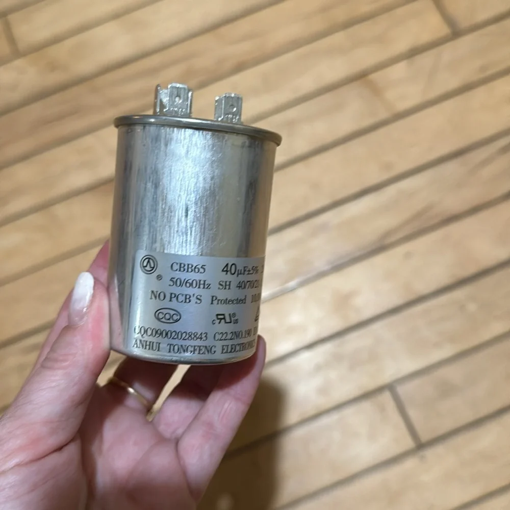 Capacitor - Picture 3 of 5